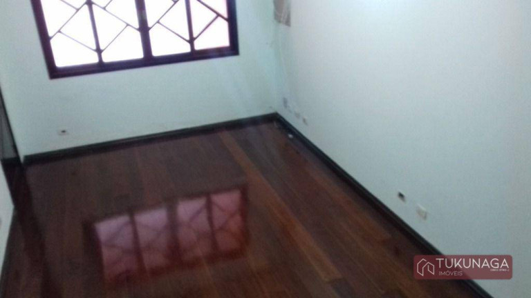 Imagem Sobrado com 3 Quartos à Venda, 220 m² em Parque Renato Maia - Guarulhos Imagem Sobrado com 3 Quartos à Venda, 220 m² em Parque Renato Maia - Guarulhos