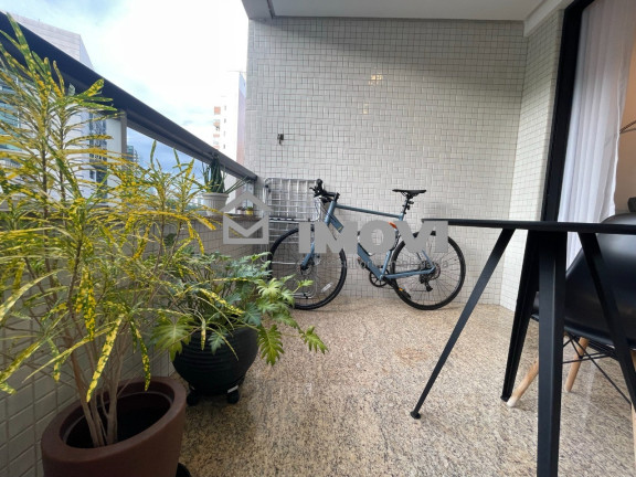 Imagem Apartamento com 2 Quartos à Venda, 95 m² em Praia Do Canto - Vitória