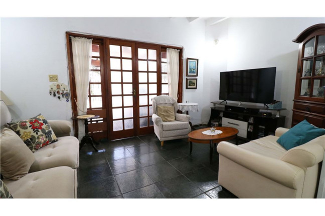 Imagem Casa com 4 Quartos à Venda, em Chácara Santo Antônio (zona Sul) - São Paulo Imagem Casa com 4 Quartos à Venda, em Chácara Santo Antônio (zona Sul) - São Paulo