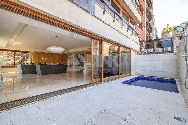 Imagem Apartamento com 3 Quartos à Venda, 325 m² em Moinhos De Vento - Porto Alegre Imagem Apartamento com 3 Quartos à Venda, 325 m² em Moinhos De Vento - Porto Alegre