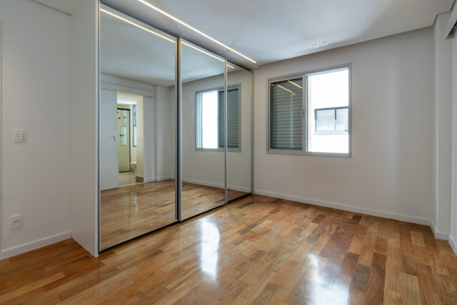 Imagem Apartamento com 3 Quartos à Venda, 136 m² em Jardim Paulista - São Paulo