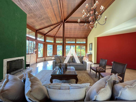 Imagem Casa com 4 Quartos à Venda ou Locação, 700 m² em Albuquerque - Teresópolis