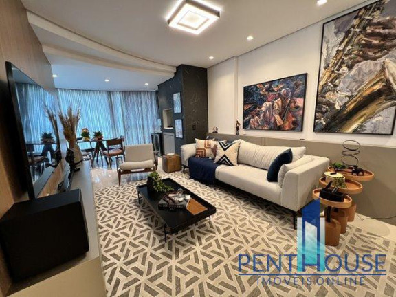 Apartamento com 3 Quartos à Venda, 140 m² em Centro - Balneário Camboriú