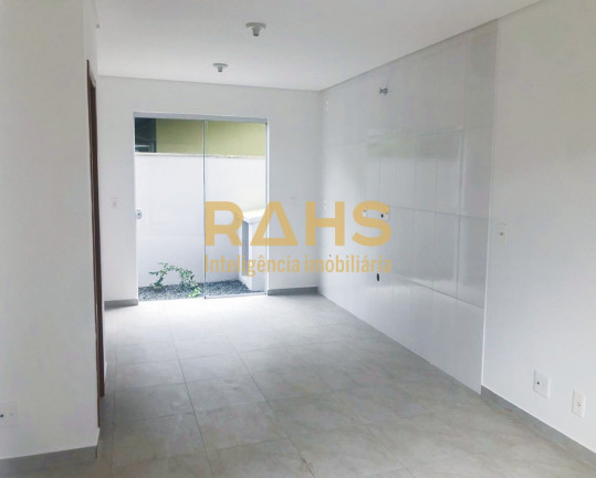 Imagem Casa com 3 Quartos à Venda, 84 m² em Vila Nova - Joinville Imagem Casa com 3 Quartos à Venda, 84 m² em Vila Nova - Joinville