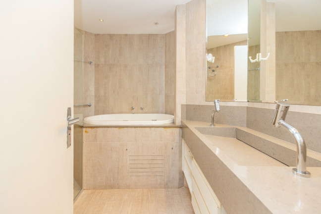 Imagem Apartamento com 3 Quartos à Venda, 172 m² em Moema - São Paulo