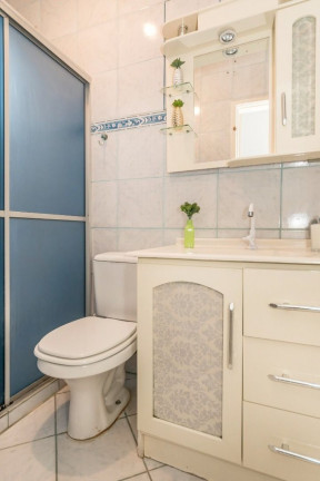 Imagem Imóvel com 2 Quartos à Venda, 47 m² em Cristal - Porto Alegre Imagem Imóvel com 2 Quartos à Venda, 47 m² em Cristal - Porto Alegre