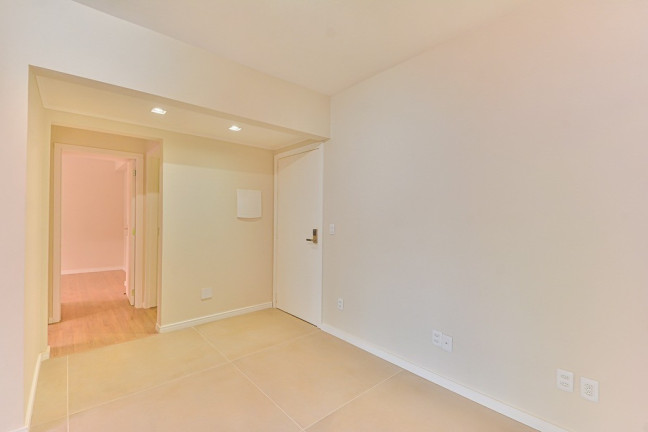 Imagem Apartamento com 2 Quartos à Venda, 72 m² em Bom Fim - Porto Alegre