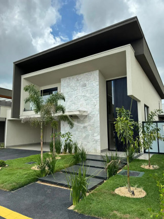 Casa com 4 Quartos à Venda, 300 m² em Casa Portal Do Sol Green - Goiânia