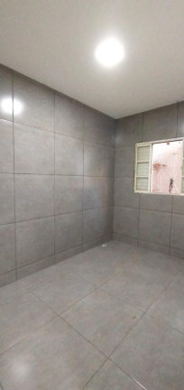 Imagem Casa com 1 Quarto para Alugar, 65 m² em Setor Sul (gama) - Brasília