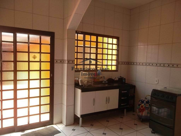 Imagem Casa com 2 Quartos à Venda, 300 m² em Vila Nunes - Lorena