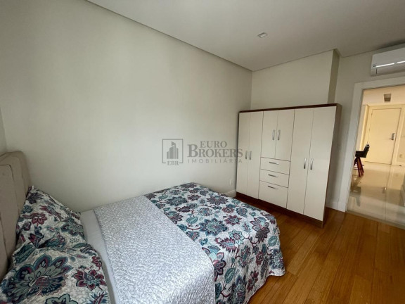 Imagem Apartamento com 3 Quartos à Venda, 130 m² em Centro - Balneário Camboriú Imagem Apartamento com 3 Quartos à Venda, 130 m² em Centro - Balneário Camboriú