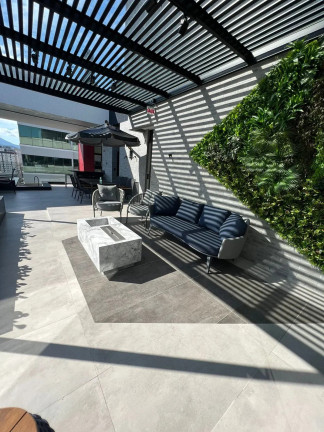 Imagem Apartamento com 4 Quartos à Venda, 220 m² em Meia Praia - Itapema