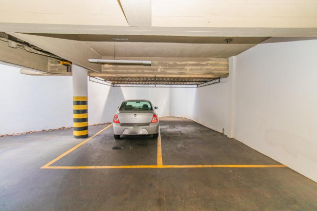 Imagem Apartamento com 3 Quartos à Venda, 202 m² em Petrópolis - Porto Alegre