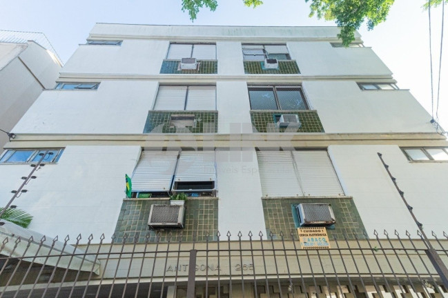 Imagem Apartamento com 2 Quartos à Venda, 71 m² em Auxiliadora - Porto Alegre Imagem Apartamento com 2 Quartos à Venda, 71 m² em Auxiliadora - Porto Alegre