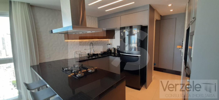 Imagem Apartamento com 3 Quartos à Venda, 126 m² em Centro - Balneário Camboriú Imagem Apartamento com 3 Quartos à Venda, 126 m² em Centro - Balneário Camboriú