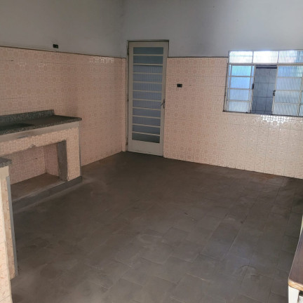 Imagem Casa com 4 Quartos à Venda, 170 m² em Chácara Doutor Hipólito - Taubaté
