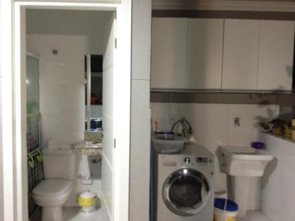 Imagem Casa de Condomínio com 3 Quartos à Venda, 220 m² em Jardim Virginia Bianca - São Paulo