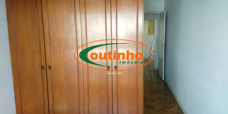 Imagem Apartamento com 2 Quartos à Venda, 70 m² em Tijuca - Rio De Janeiro Imagem Apartamento com 2 Quartos à Venda, 70 m² em Tijuca - Rio De Janeiro