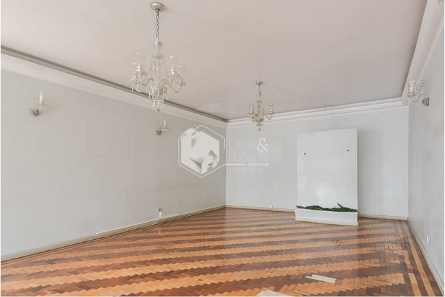 Imagem Casa com 3 Quartos à Venda, 130 m² em Mirandópolis - São Paulo