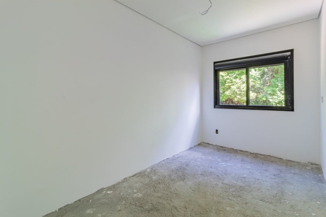 Imagem Casa com 3 Quartos à Venda, em Chácara Das Pedras - Porto Alegre Imagem Casa com 3 Quartos à Venda, em Chácara Das Pedras - Porto Alegre