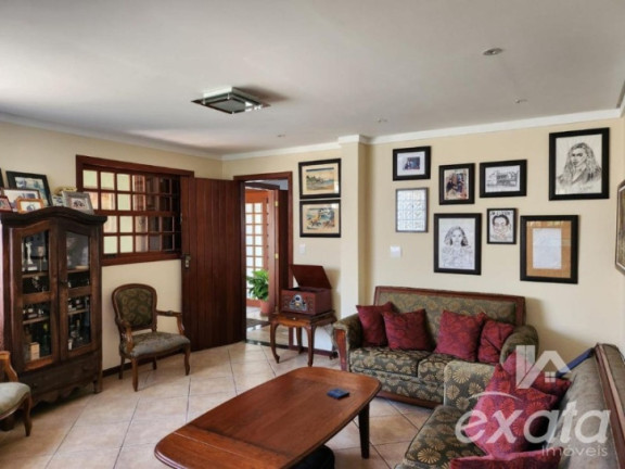 Imagem Sobrado com 5 Quartos à Venda, 425 m² em Manguinhos - Serra
