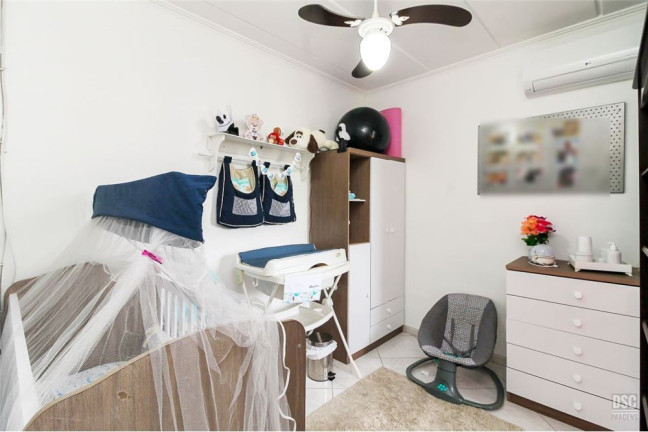 Imagem Imóvel com 2 Quartos à Venda, 52 m² em Vila Nova - Porto Alegre