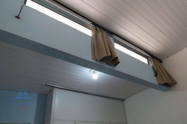 Imagem Casa com 10 Quartos à Venda, 240 m² em João Paulo - Florianópolis Imagem Casa com 10 Quartos à Venda, 240 m² em João Paulo - Florianópolis
