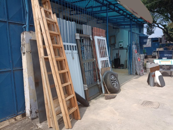 Imagem Imóvel com 4 Quartos à Venda, 1.000 m² em Campo Grande - Rio De Janeiro Imagem Imóvel com 4 Quartos à Venda, 1.000 m² em Campo Grande - Rio De Janeiro