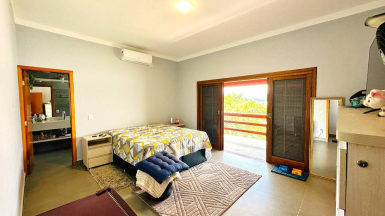 Imagem Chácara com 7 Quartos à Venda, 3.000 m² em Taboão - Piracaia