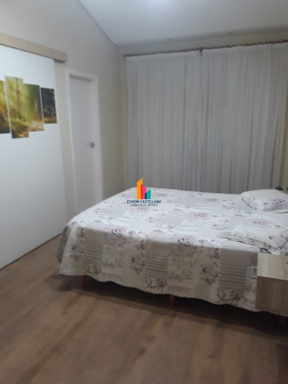 Imagem Casa com 4 Quartos à Venda, 240 m² em Horto De Santo Antonio - Jundiaí