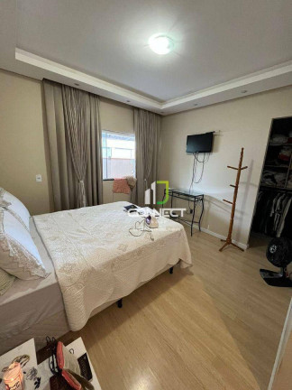 Imagem Casa com 4 Quartos à Venda, 200 m² em Murta - Itajaí
