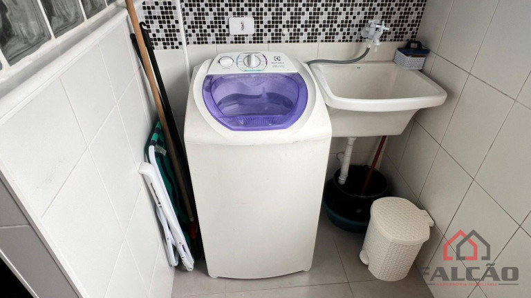 Imagem Apartamento com 2 Quartos à Venda, 60 m² em Embaré - Santos Imagem Apartamento com 2 Quartos à Venda, 60 m² em Embaré - Santos