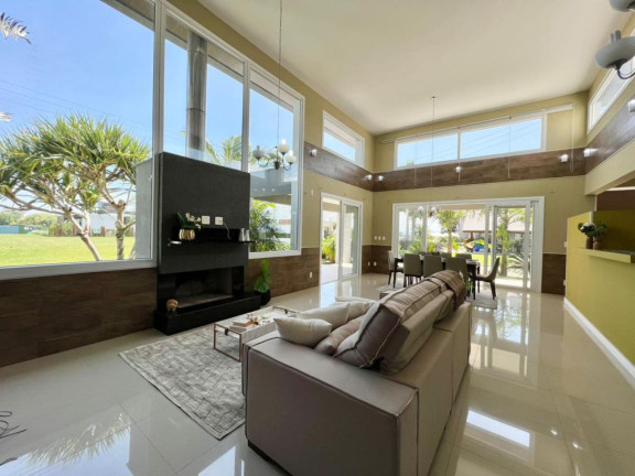 Imagem Casa com 3 Quartos à Venda, 219 m² em Atlantida Sul - Osorio