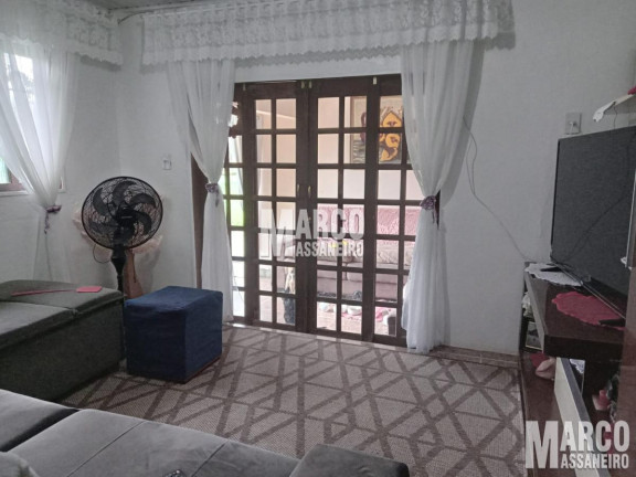 Imagem Casa com 6 Quartos à Venda, 360 m² em João Costa - Joinville Imagem Casa com 6 Quartos à Venda, 360 m² em João Costa - Joinville
