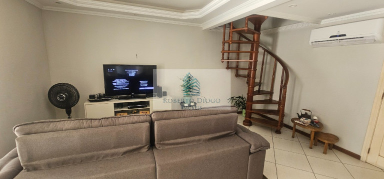 Imagem Casa com 3 Quartos à Venda, 120 m² em Taquara - Rio De Janeiro Imagem Casa com 3 Quartos à Venda, 120 m² em Taquara - Rio De Janeiro