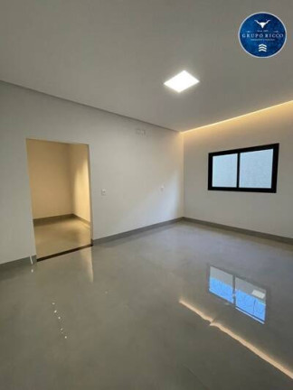 Imagem Casa com 3 Quartos à Venda, 196 m² em Moinho Dos Ventos - Goiânia
