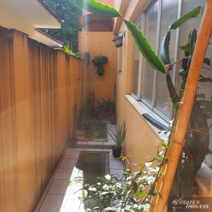 Imagem Casa com 3 Quartos à Venda, 450 m² em Vila Romana - São Paulo