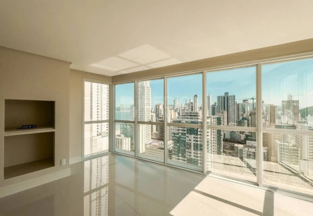 Apartamento com 3 Quartos à Venda, 114 m² em Centro - Balneário Camboriú