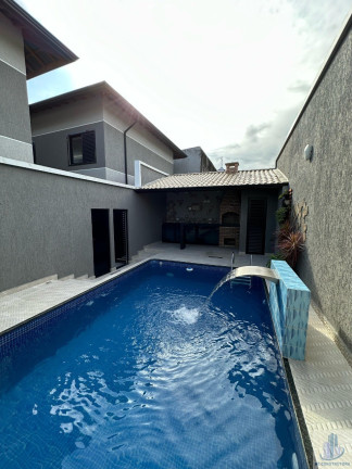 Imagem Imóvel com 2 Quartos à Venda, 54 m² em Maracanã - Praia Grande Imagem Imóvel com 2 Quartos à Venda, 54 m² em Maracanã - Praia Grande