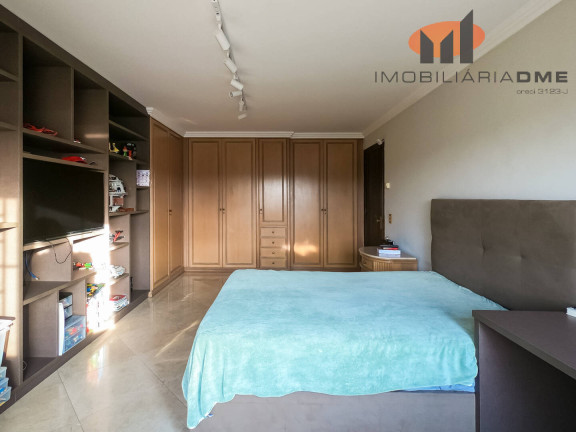 Imagem Casa com 8 Quartos à Venda, 700 m² em Jardim Social - Curitiba