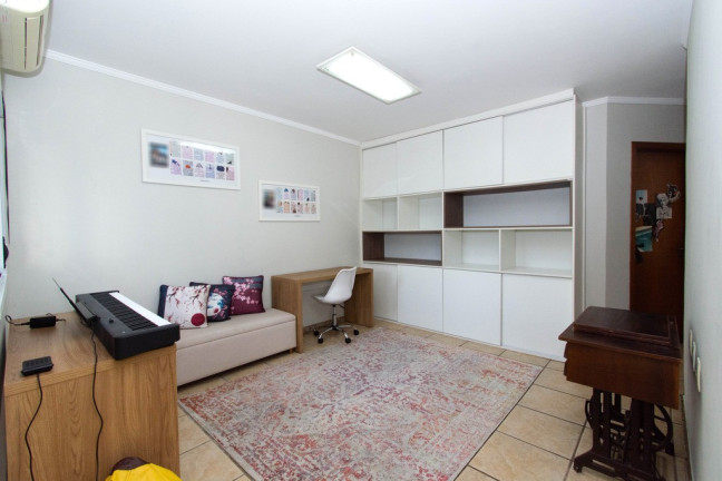 Imagem Casa com 4 Quartos à Venda, 250 m² em São José - Canoas