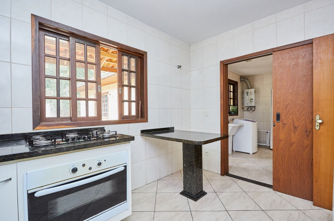 Imagem Casa com 4 Quartos à Venda, 275 m² em Abranches - Curitiba