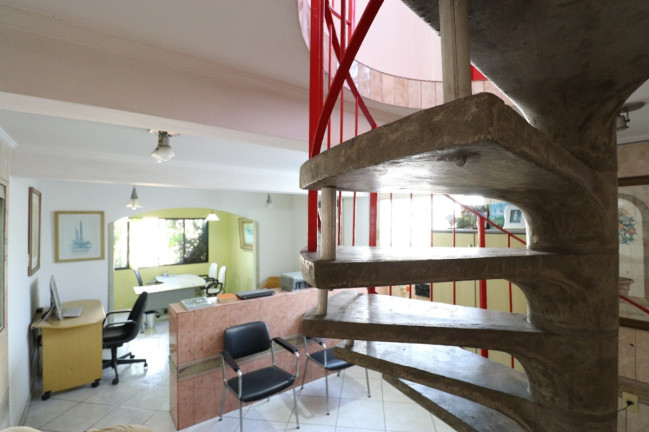 Imagem Casa com 8 Quartos à Venda, 500 m² em Vila Ipojuca - São Paulo Imagem Casa com 8 Quartos à Venda, 500 m² em Vila Ipojuca - São Paulo