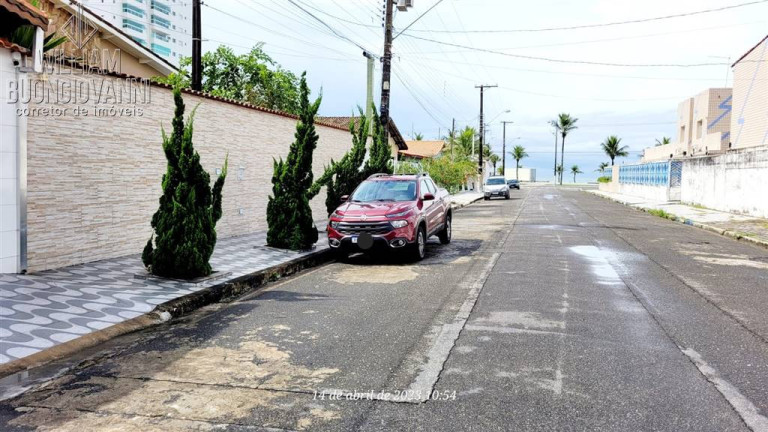 Imagem Casa com 3 Quartos à Venda, em Flórida - Praia Grande Imagem Casa com 3 Quartos à Venda, em Flórida - Praia Grande