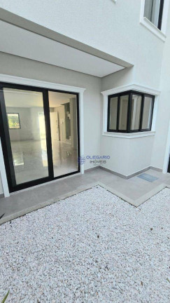 Imagem Sobrado com 3 Quartos à Venda, 205 m² em Armação - Penha