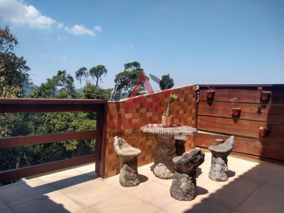 Imagem Casa com 3 Quartos à Venda, 186 m² em Samambaia - Mairiporã Imagem Casa com 3 Quartos à Venda, 186 m² em Samambaia - Mairiporã