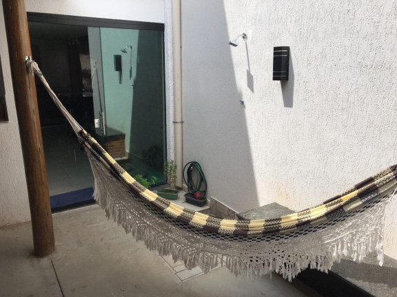 Imagem Casa com 2 Quartos à Venda, 200 m² em Icaivera - Contagem
