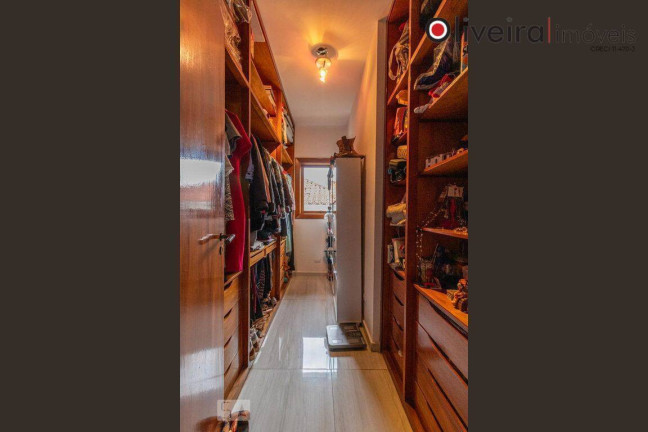 Imagem Casa com 4 Quartos à Venda, 360 m² em Alphaville - Santana De Parnaíba Imagem Casa com 4 Quartos à Venda, 360 m² em Alphaville - Santana De Parnaíba