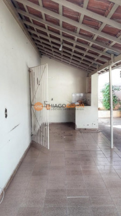 Imagem Casa com 3 Quartos à Venda, 250 m² em Novo Umuarama - Araçatuba Imagem Casa com 3 Quartos à Venda, 250 m² em Novo Umuarama - Araçatuba