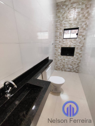 Imagem Casa com 3 Quartos à Venda, 223 m² em Aparecida De Goiânia